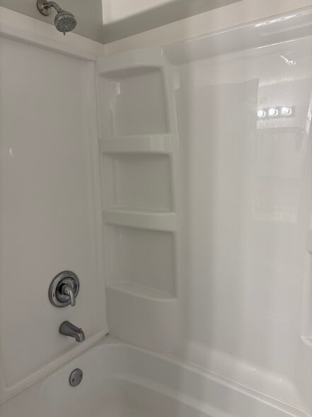 Building Photo - 1004 Terrace Dr