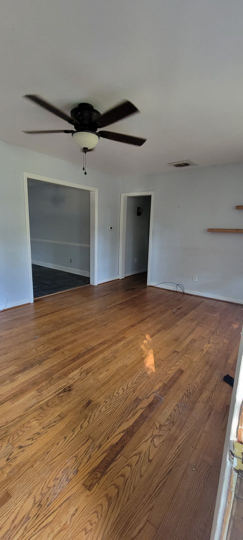 Building Photo - 8908 Mapleton Rd