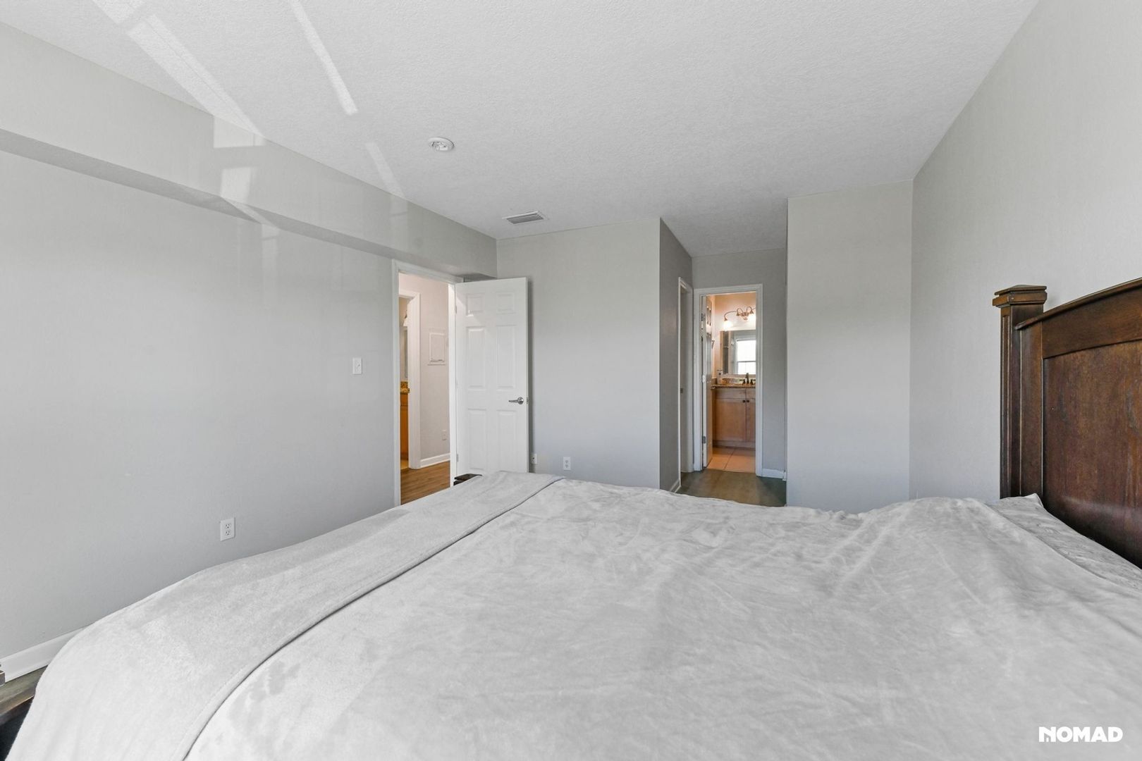 Building Photo - 219 Pompano Dr SE