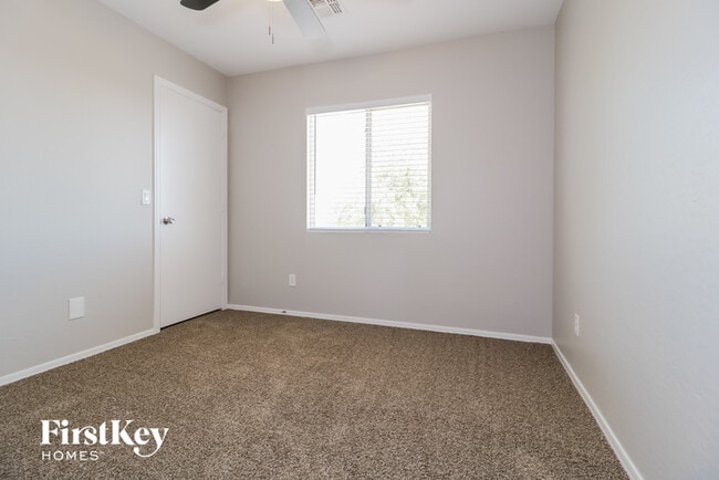 Building Photo - 22367 W Solano Dr