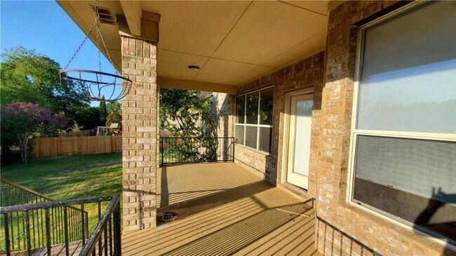 Building Photo - 9421 Lisi Anne Dr