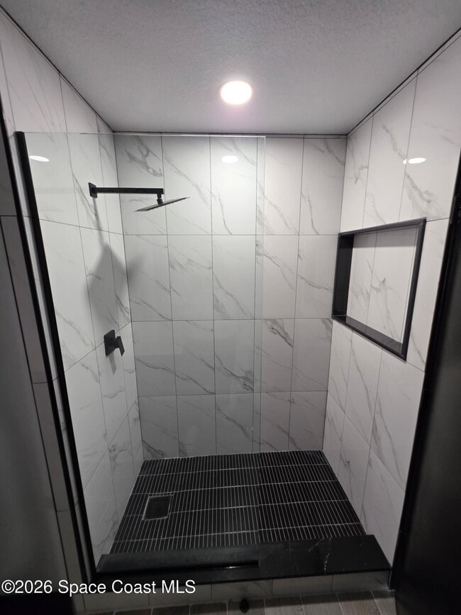 Building Photo - 5626 Andrea St