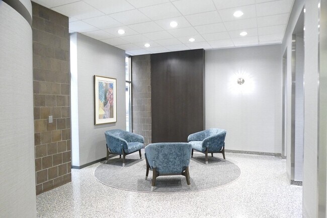 Building Photo - 405 N Wabash Ave