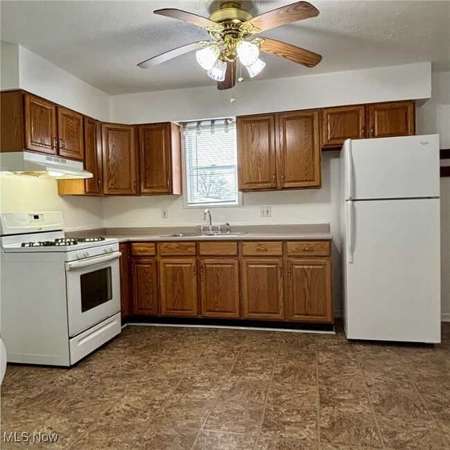 Building Photo - 6245 S Pricetown Rd