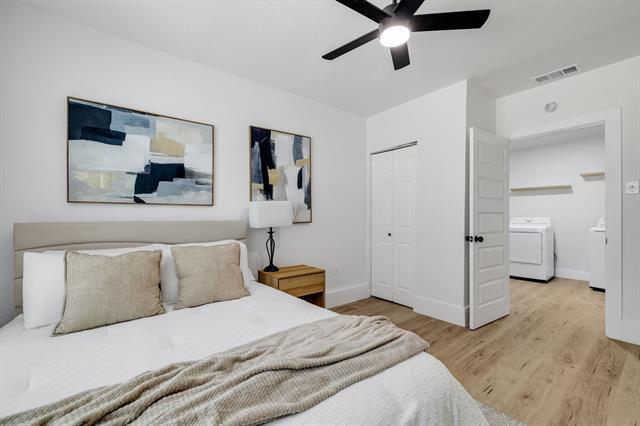 Building Photo - 718 Tearose Dr