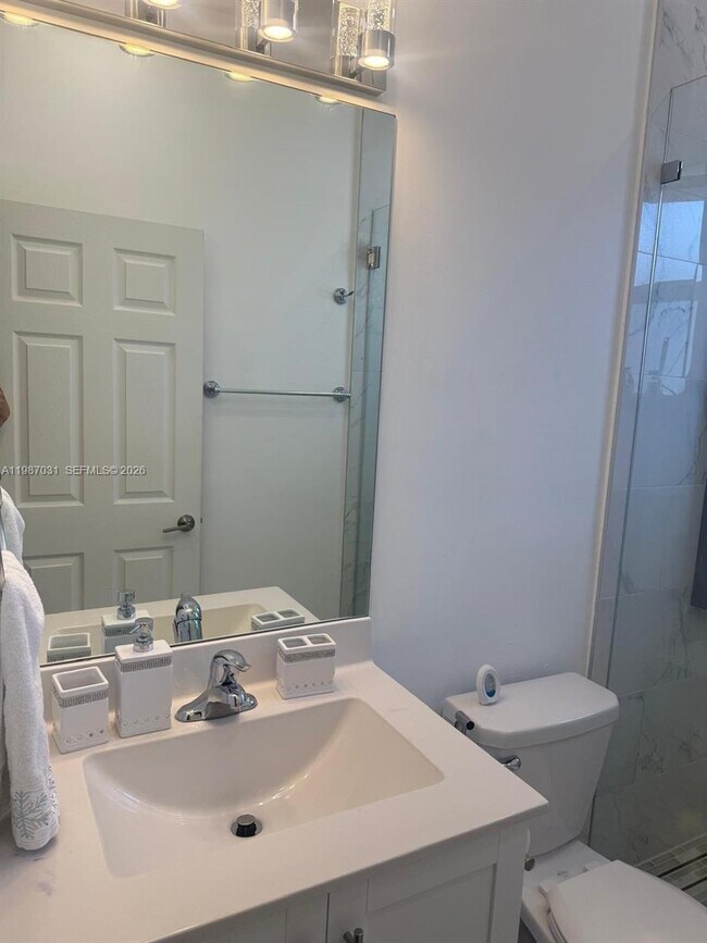 Building Photo - 522 SW 19th Wy