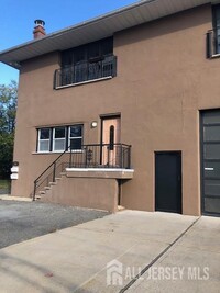 Building Photo - 100 Albert Ave