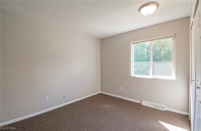 Building Photo - 2382 Massillon Rd