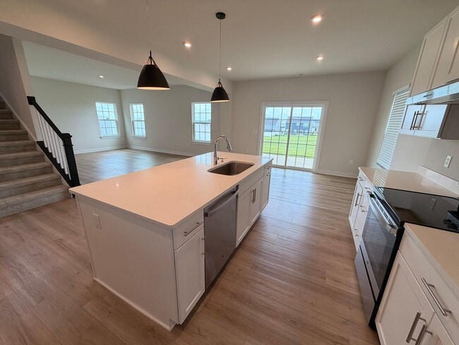 Building Photo - Available Now in Smyrna! **4 Bedrooms | 2.5 Bathrooms | Office/Flex Room | 2-Car Garage**