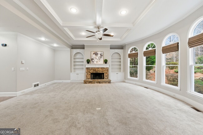 Building Photo - 2570 Wood Creek Ct NE
