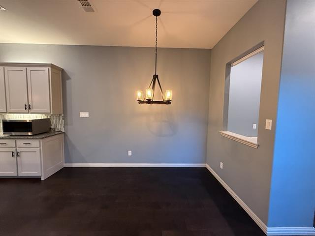 Building Photo - 4510 Meadow Hawk Dr