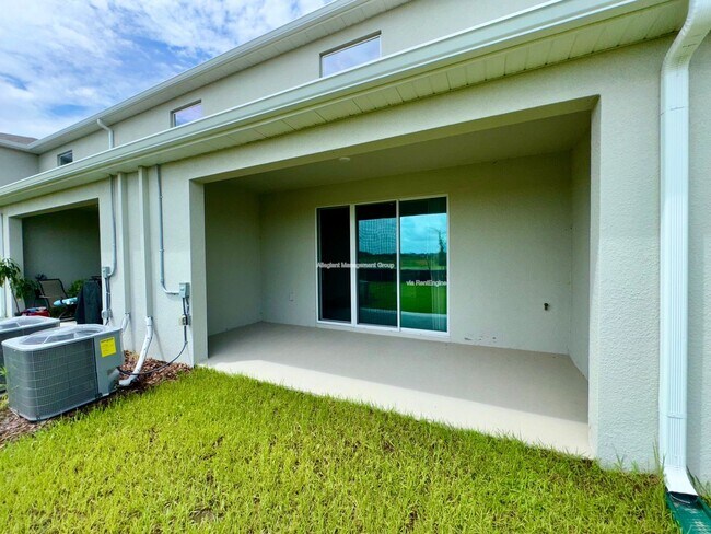 Building Photo - 1393 Isleta Lp
