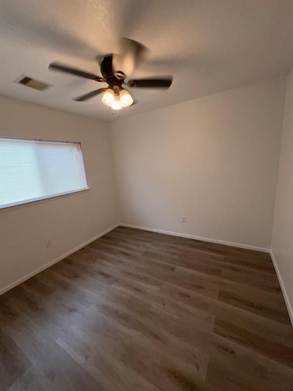 Building Photo - 6333 Settlers Square Ln
