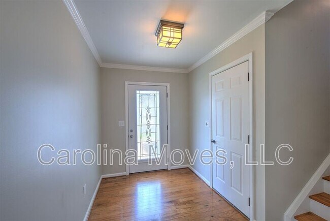 Building Photo - 17 Woolridge Way
