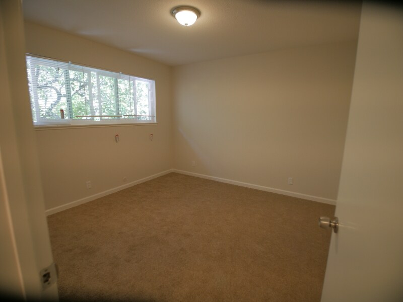 Building Photo - 1285 Manchester Dr