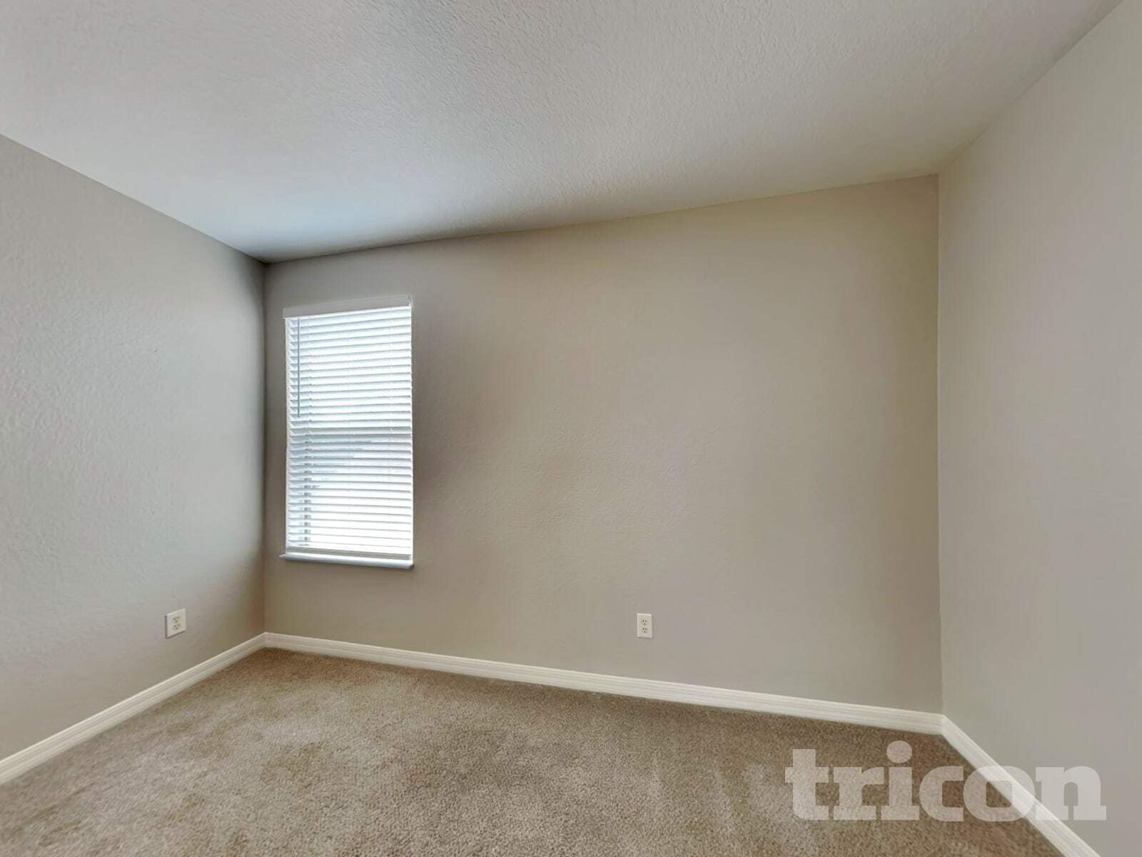 Building Photo - 243 Tower View Dr W