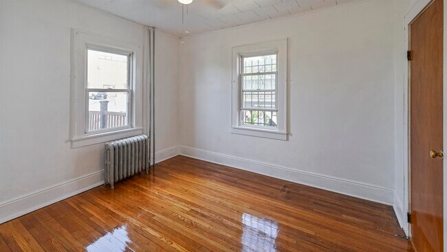 Building Photo - 1120 73rd St
