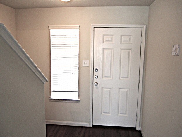 Building Photo - 22323 Queenbury Hills Dr