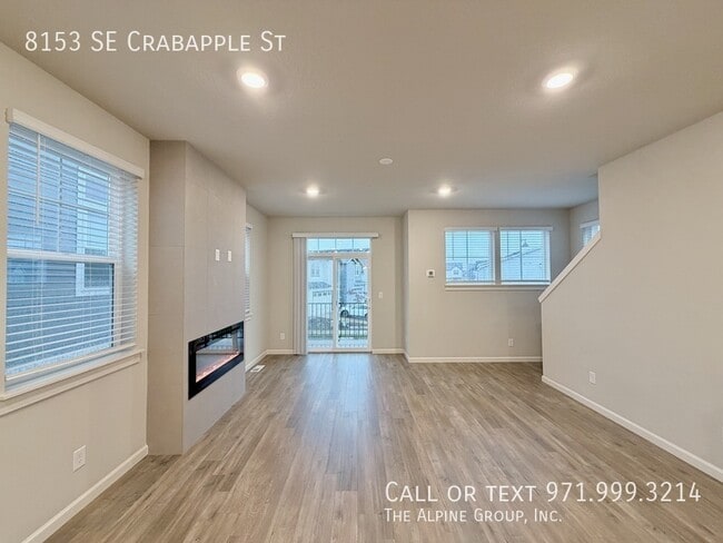 Building Photo - 8153 SE Crabapple St