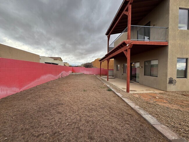 Building Photo - 4BR/3BA/2.5CG, 2534 sq.ft. rental with DEN in Sierra Vista, AZ