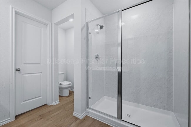 Building Photo - 2428 Montgomery St