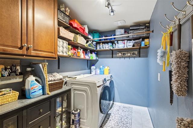 Building Photo - 1036 Decker Dr