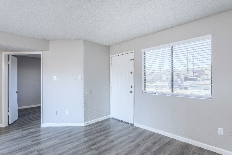 Building Photo - 145 W Pioneer Pkwy
