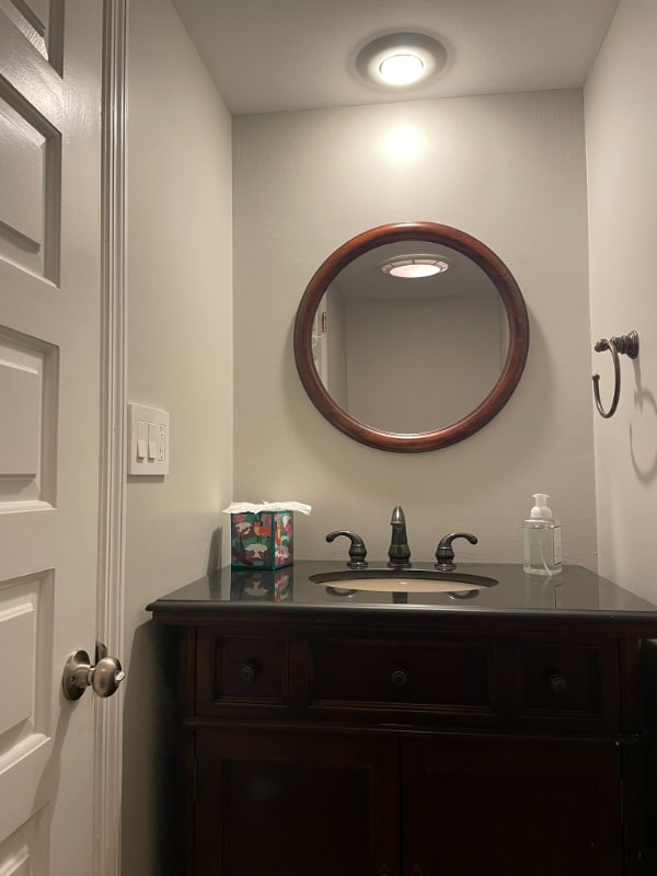 Building Photo - 2100 Cheltenham Rd