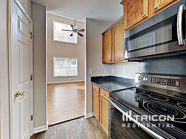 Building Photo - 1180 Crowders Woods Dr