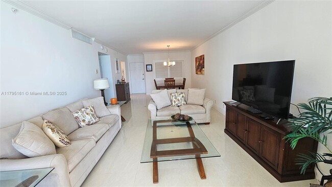 Building Photo - 2501 S Ocean Dr