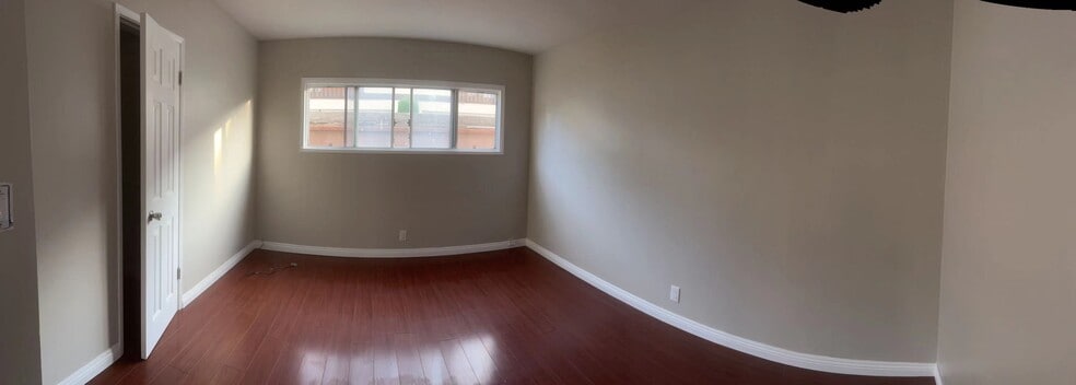 Bedroom - 4626 W 149th St