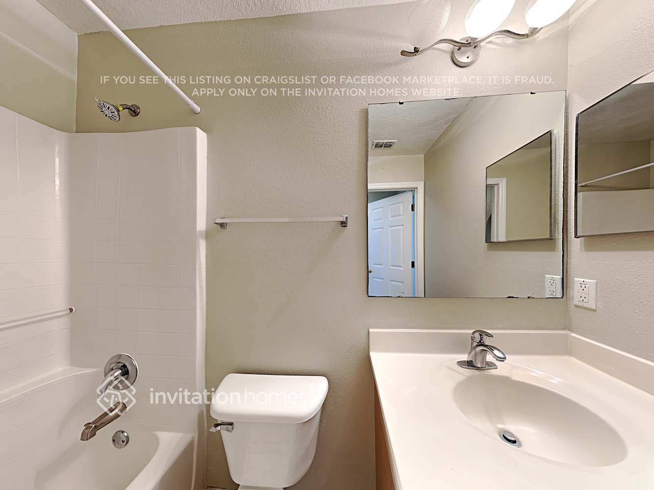 Building Photo - 5530 Bess Ln