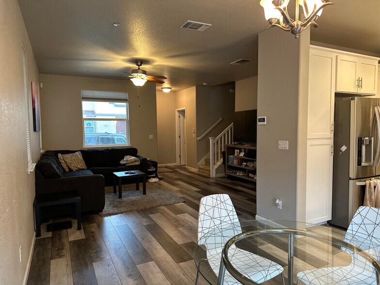 Building Photo - 2460 Ben Ali Way