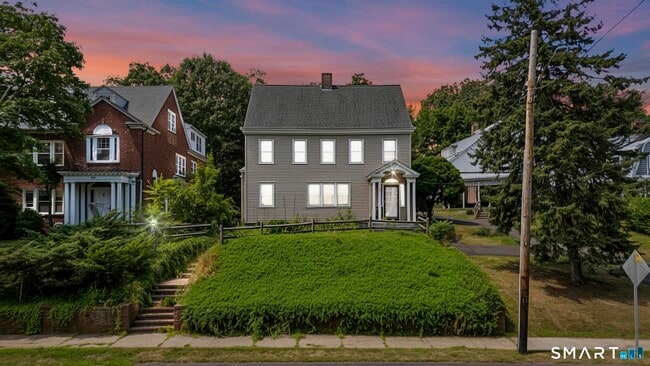 Building Photo - 1070 Whitney Ave
