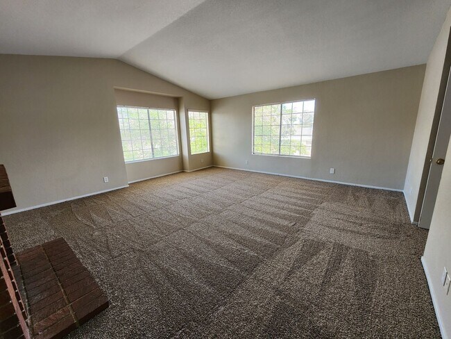 Building Photo - 6703 Dominion Ct