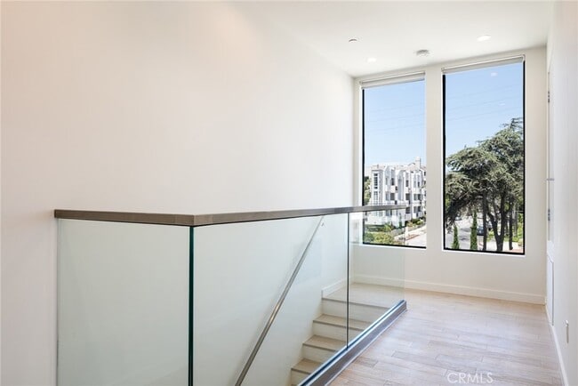 Building Photo - 1618 Amherst Ave