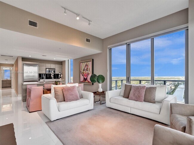 Building Photo - 16385 Biscayne Blvd
