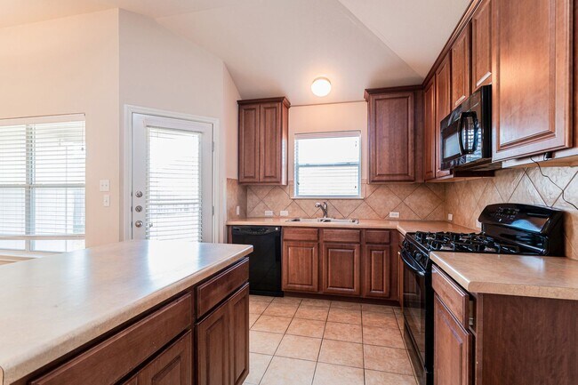 Building Photo - 4505 Hees Ct