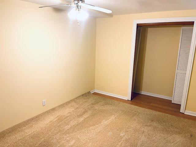 Building Photo - 1 bedroom in CHICAGO IL 60649