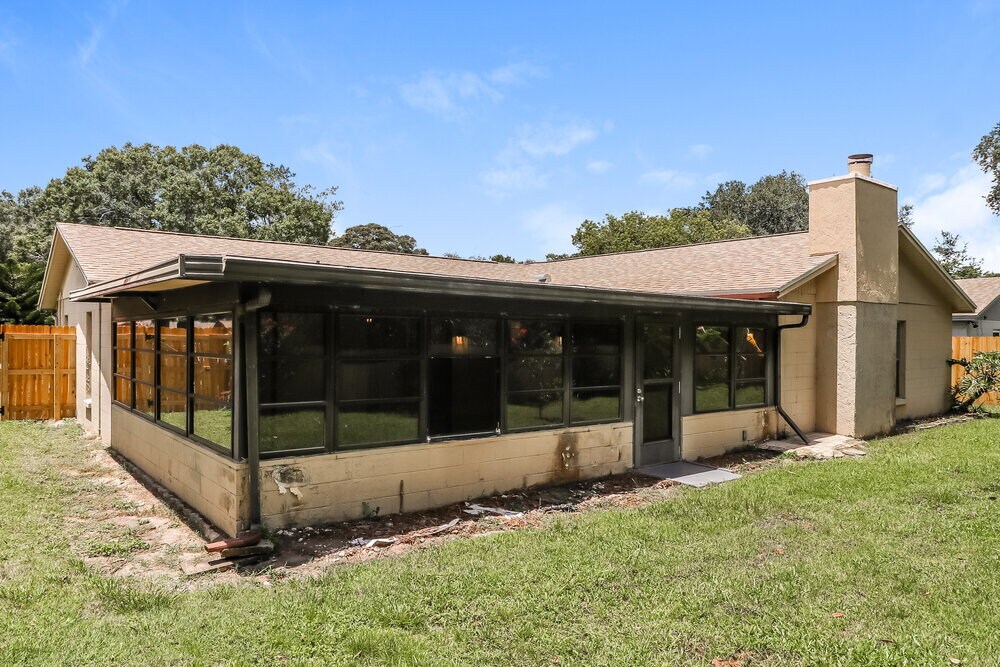 Building Photo - 17507 Cranbrook Dr