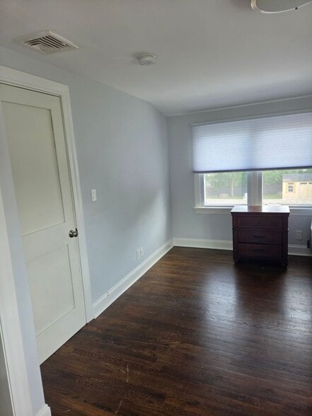 Building Photo - 39 Sylvan Knoll Rd