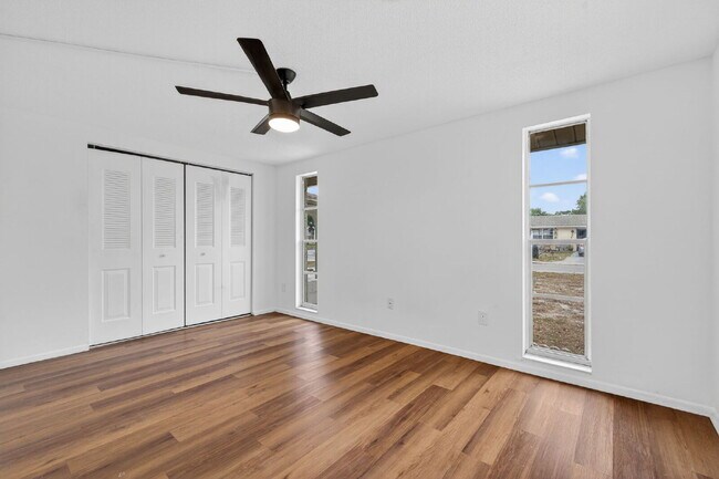 Building Photo - Beautiful 2 Bedroom, 2 Bathroom, 1 Car Garage home for rent.