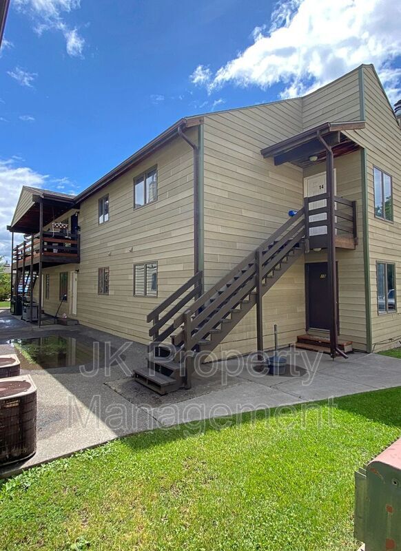 Building Photo - 3516 11th Ave S