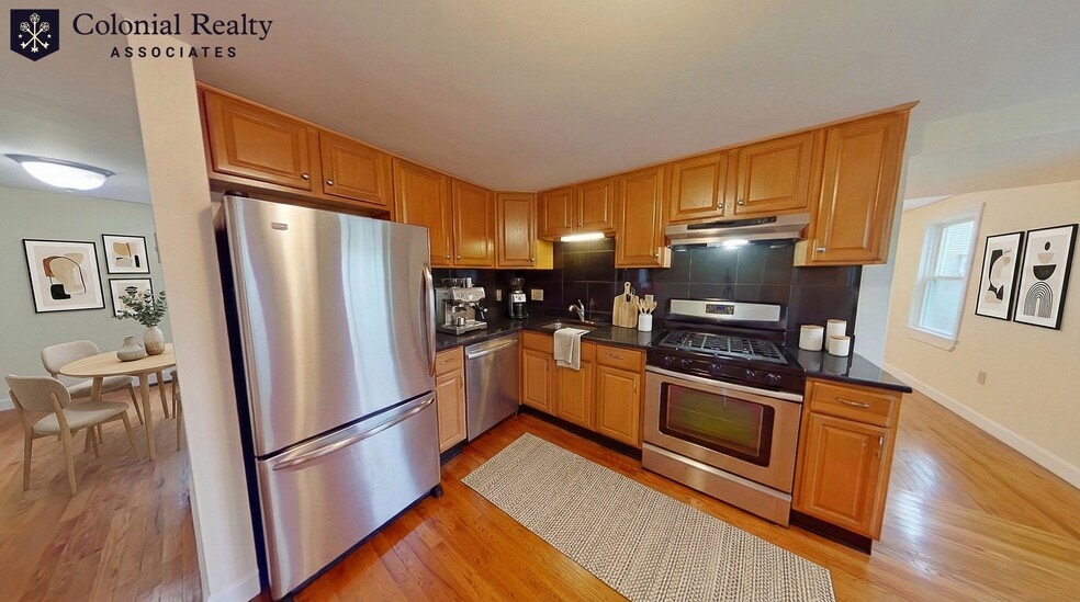 Building Photo - 8 Hearn St