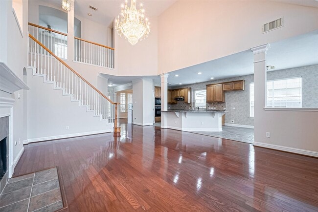 Building Photo - 5547 Cranston Ct