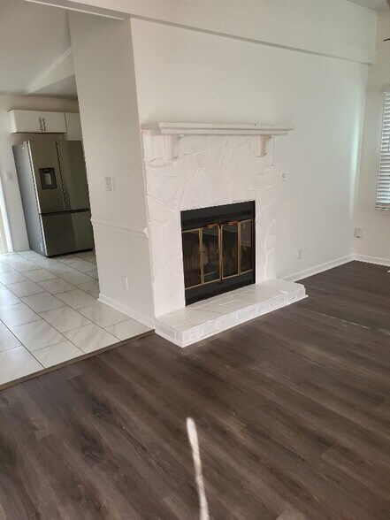 Building Photo - 3936 Trescott Ct