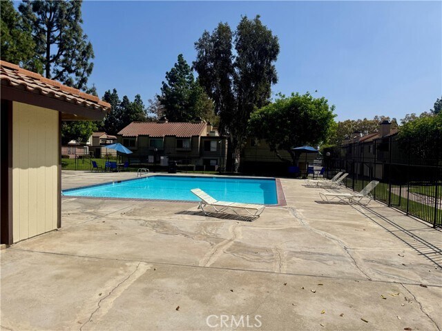 Building Photo - 9385 Mesa Verde Dr