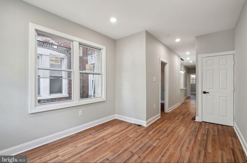 Building Photo - 2144 S 20th St