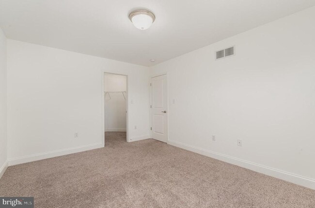 Building Photo - 45 Danbury Dr