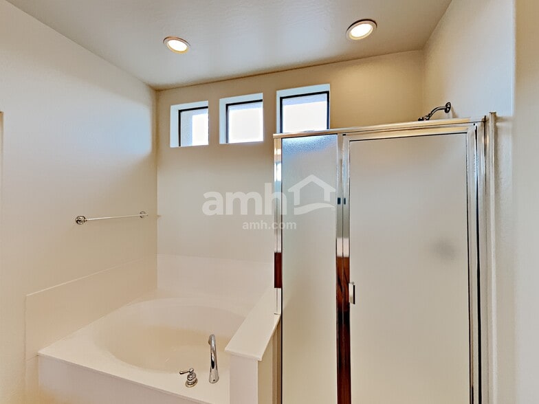 Building Photo - 2120 S Archer